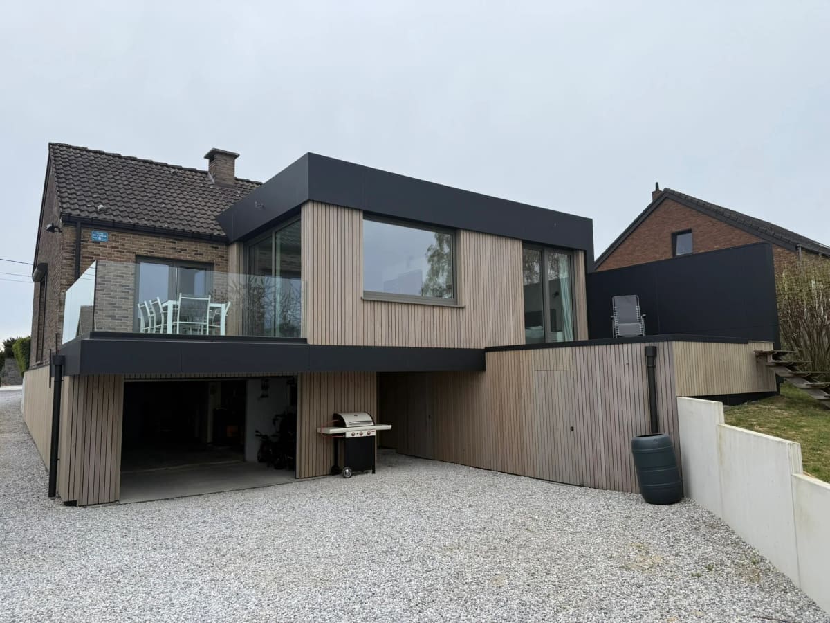 Bardage contemporain à Florennes à Florennes